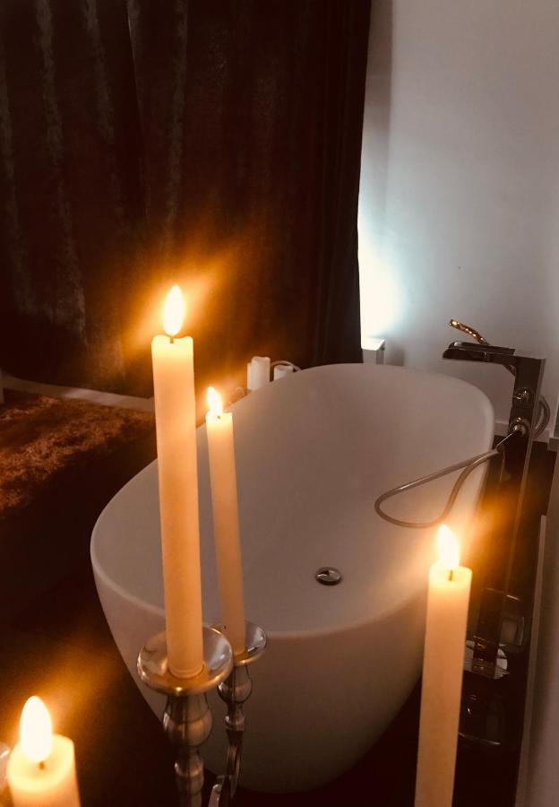 La Gazza Ladra Hotel Namur Bagian luar foto
