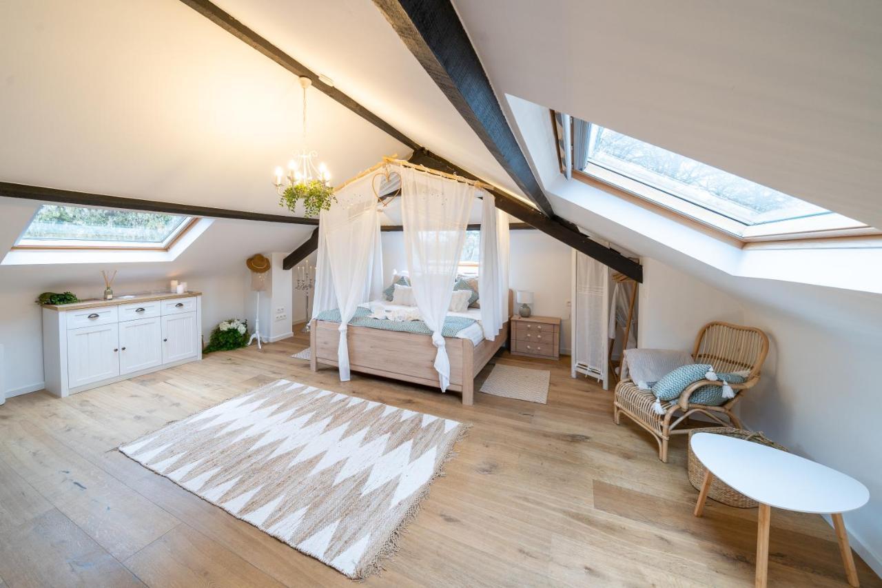 La Gazza Ladra Hotel Namur Bagian luar foto